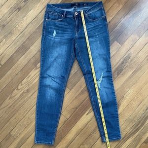 1822 Denim Adrianna Style Distressed Jeans Women's Size 8